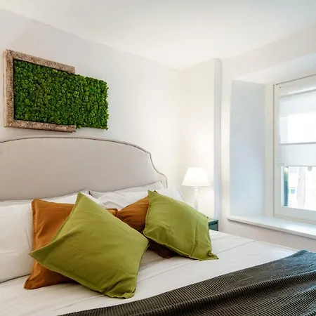 Appartamento Altido Amazing House With Balcony & View
